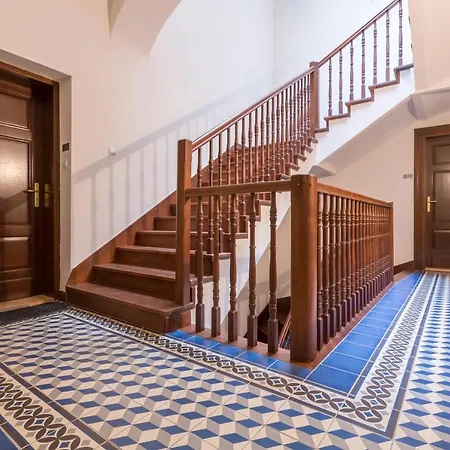 Apartment Cadena Gallery Mehoffer